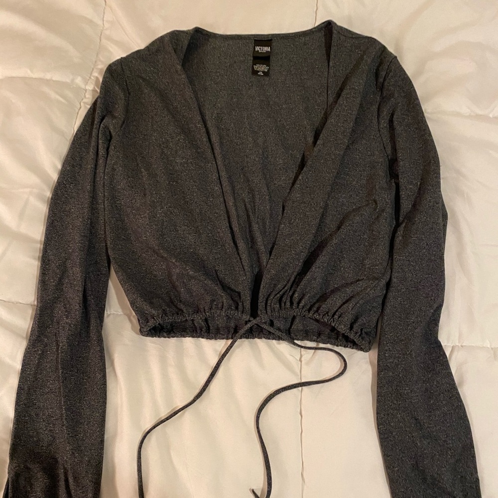 Victoria Sport Crop Drawstring Top